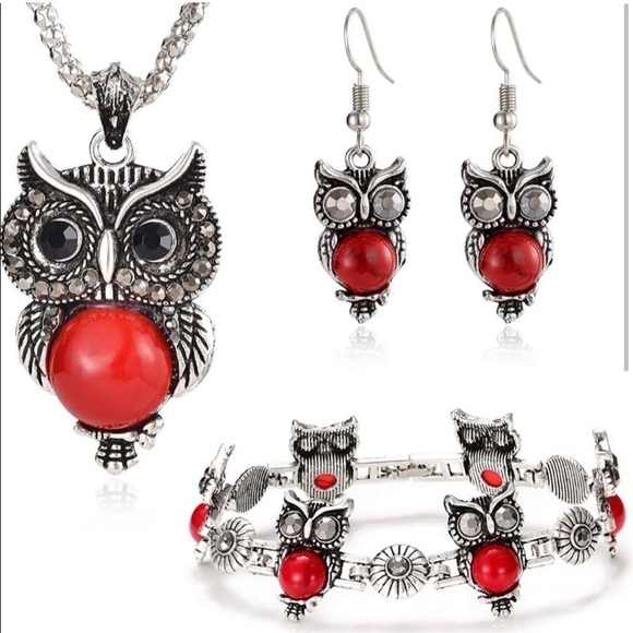 NWT-RED Owl 3pc Set - Picture 2 of 5